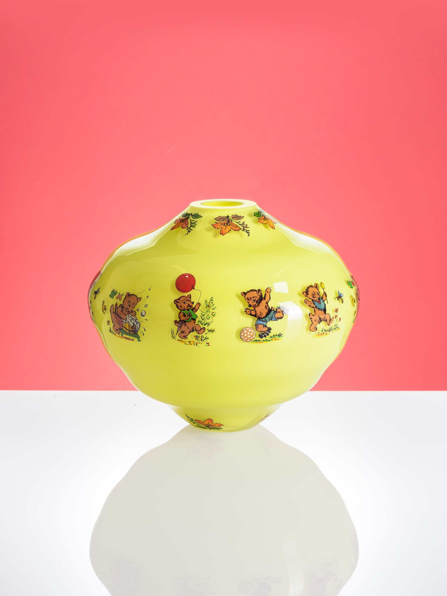 Decal vase (unique piece), Photo 2
