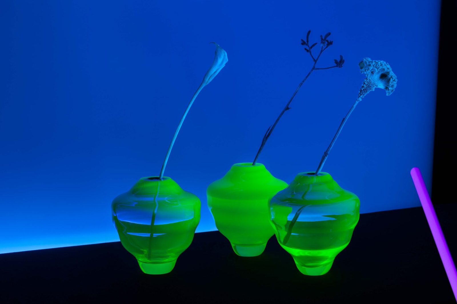 Trifid uranium glass vase, Photo 3